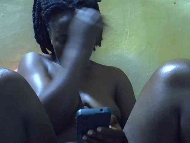 Pretty-doll webcam