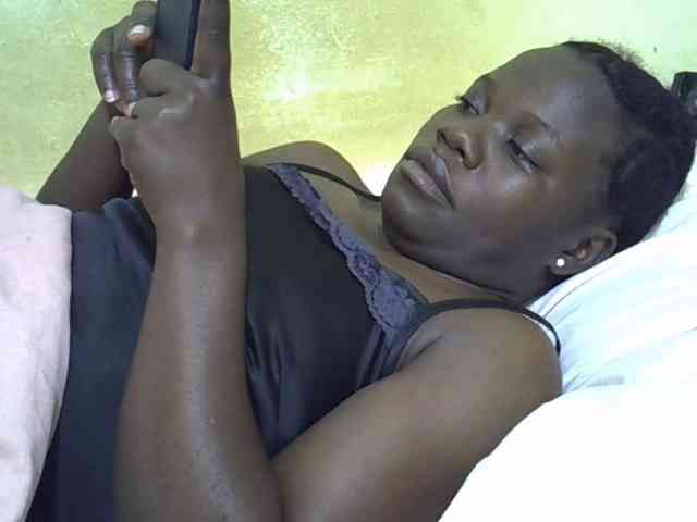 Pretty-doll webcam
