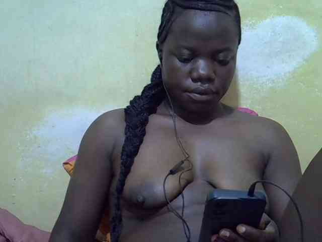 Pretty-doll webcam
