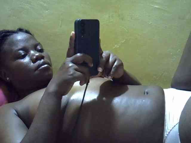 Pretty-doll webcam