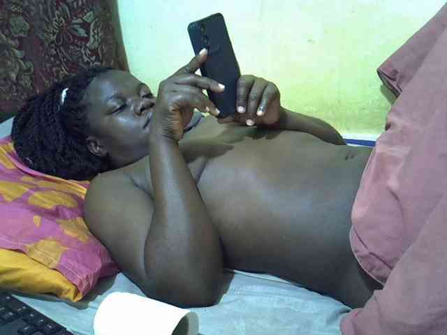 Pretty-doll webcam