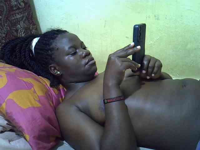 Pretty-doll webcam