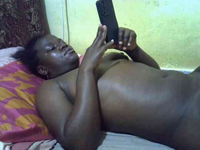 Pretty-doll webcam