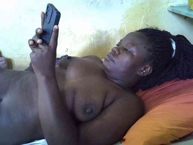 Pretty-doll webcam