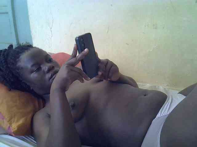 Pretty-doll webcam