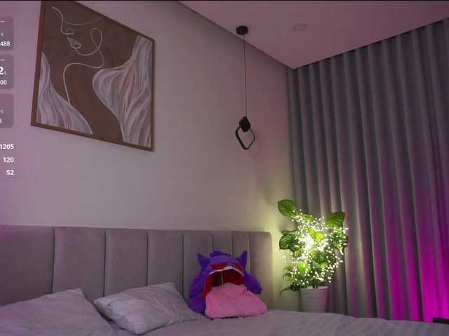 PLUXURY-'s BongaCams show and profile