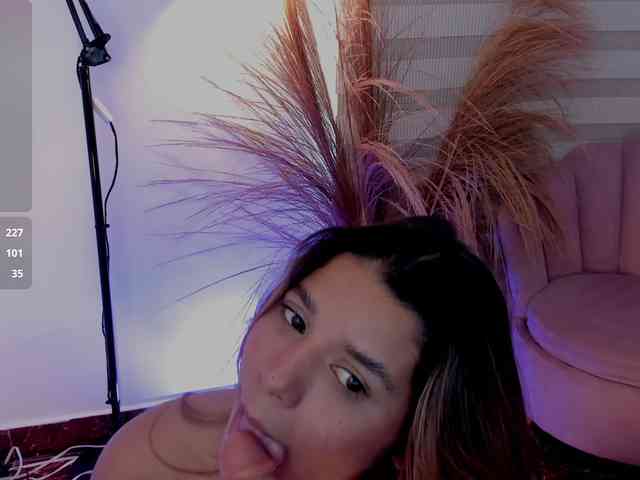 Allisonowens webcam