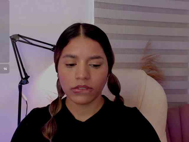 Allisonowens webcam