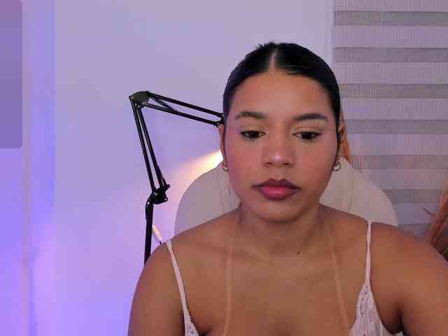Allisonowens webcam