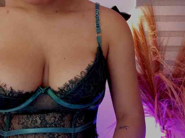 Allisonowens webcam