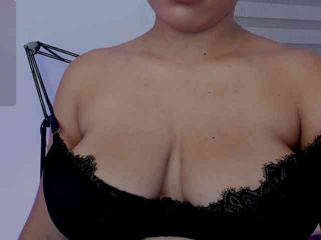 Allisonowens webcam