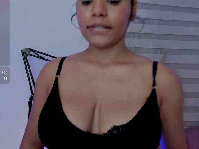 Allisonowens webcam