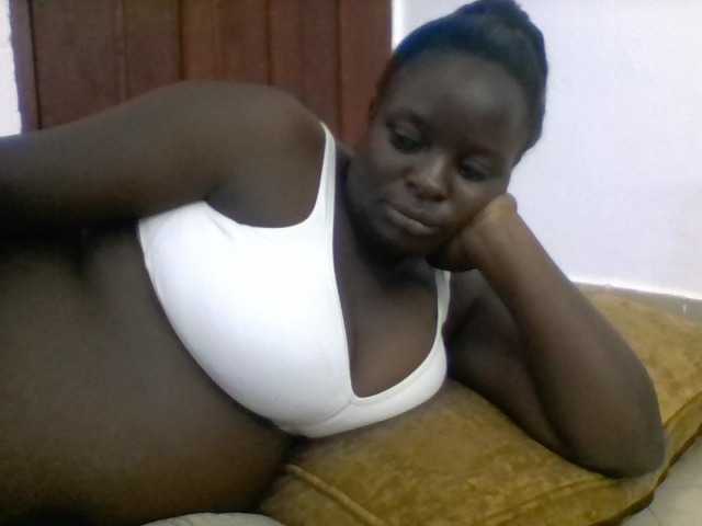 Sexyblackgal10 live cam on BongaCams