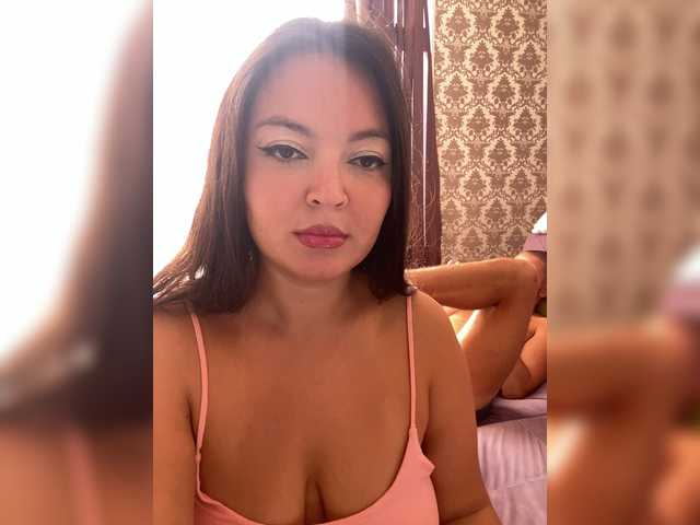 3hotandyoung3
