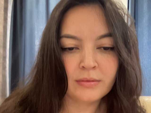 le modèle Meat_girl_Skeleton_man est en webcam porno dans un show sur le site bongacams, il possède les tags suivants: White/Caucasian,Brunette,Shaved