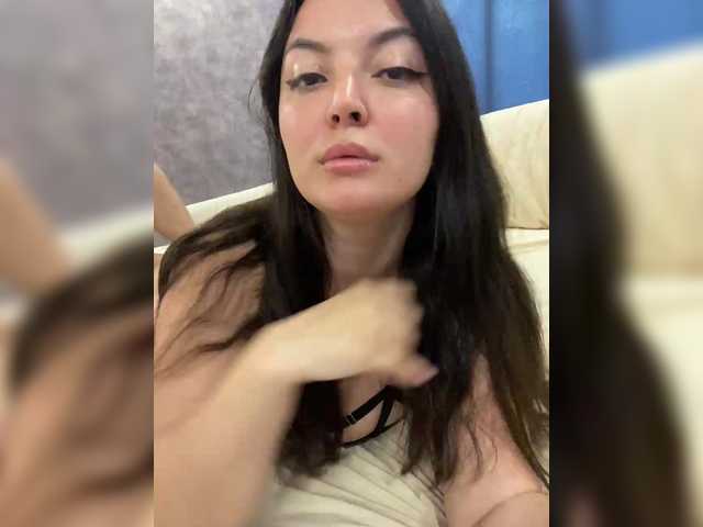 3hotandyoung3's BongaCams show and profile