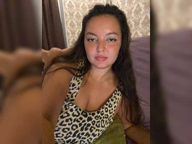3hotandyoung3