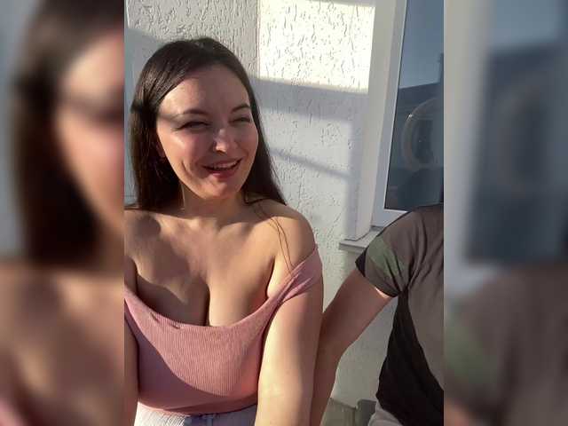 3hotandyoung3's BongaCams show and profile