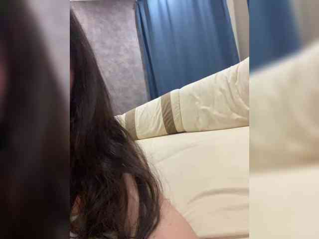 Meat_girl_Skeleton_man webcam