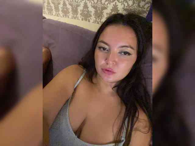 3hotandyoung3