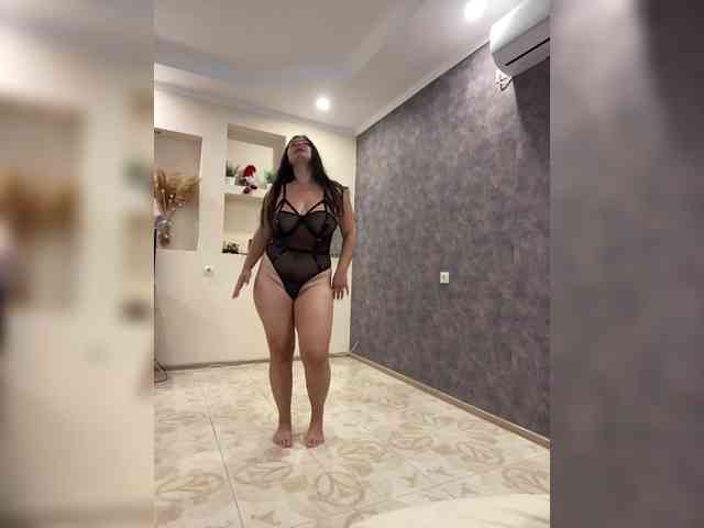 3hotandyoung3 Live Webcam on BongaCams