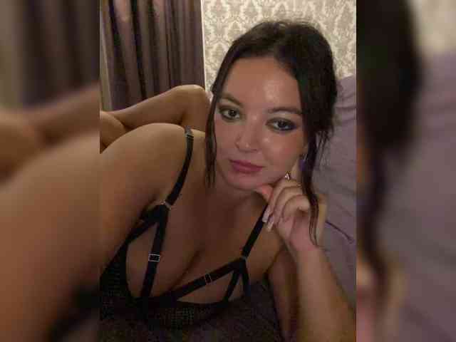 3hotandyoung3