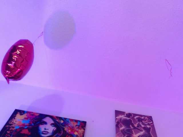 Annie-switt's BongaCams show and profile