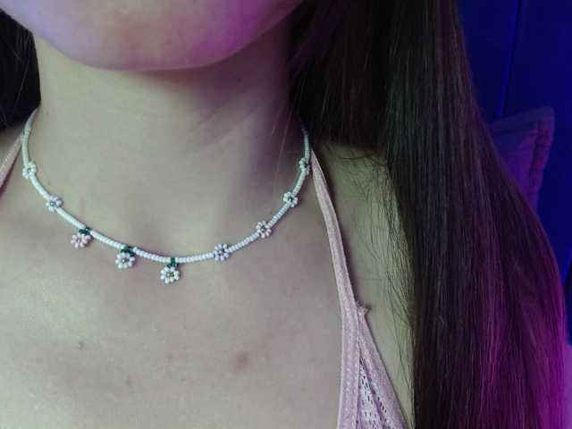 Annie-switt's BongaCams show and profile