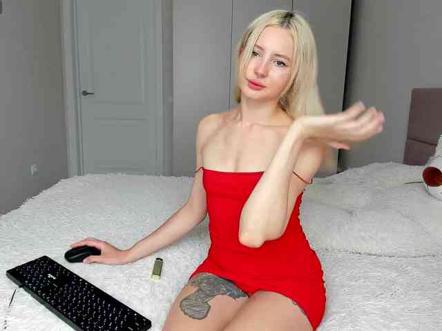 LillyEll webcam