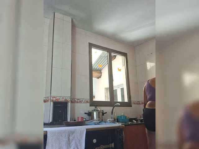 GoddessCarrie live cam on BongaCams