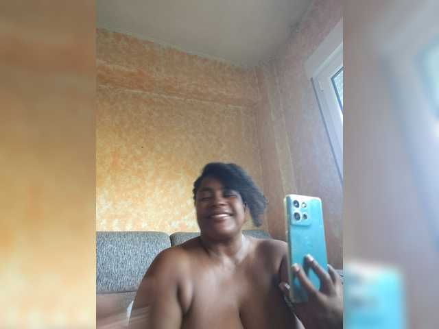 GoddessCarrie live cam on BongaCams
