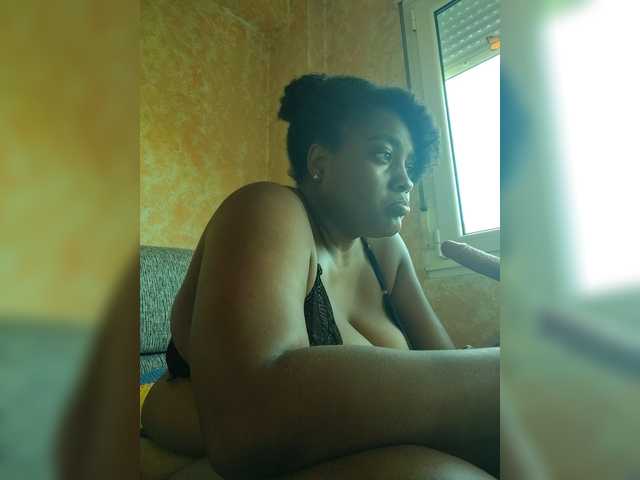 GoddessCarrie live cam on BongaCams