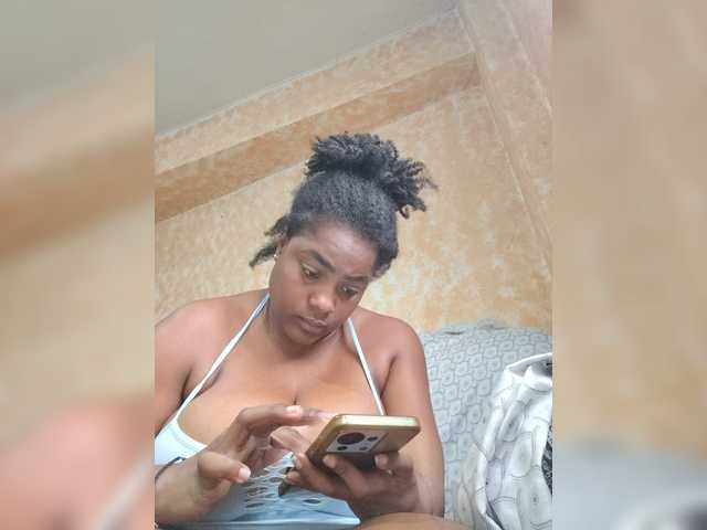 GoddessCarrie live cam on BongaCams