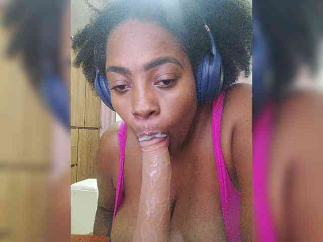 GoddessCarrie webcam