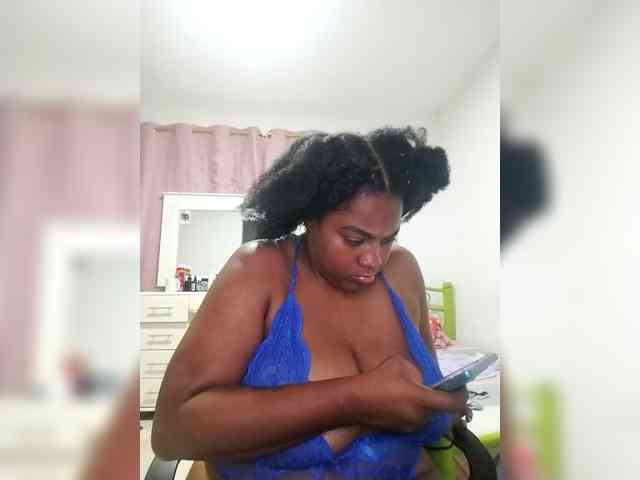 GoddessCarrie webcam