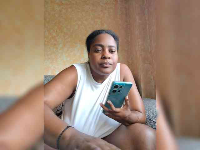 GoddessCarrie webcam