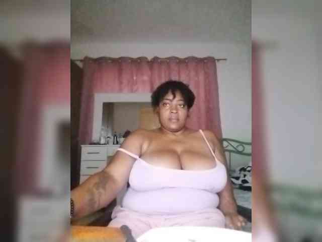 GoddessCarrie webcam