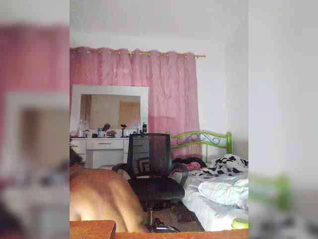 GoddessCarrie webcam