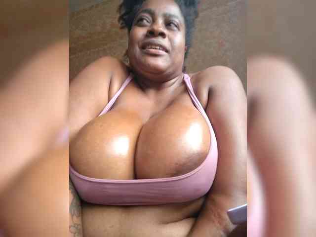 GoddessCarrie webcam