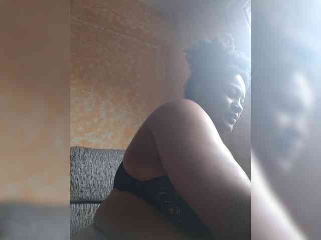 GoddessCarrie webcam