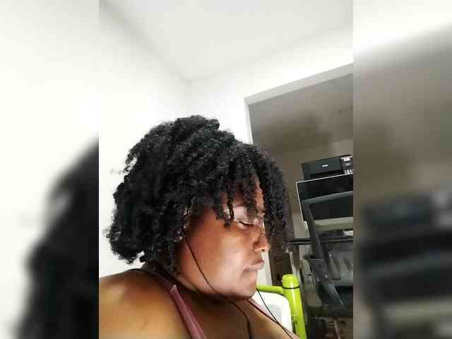 GoddessCarrie webcam