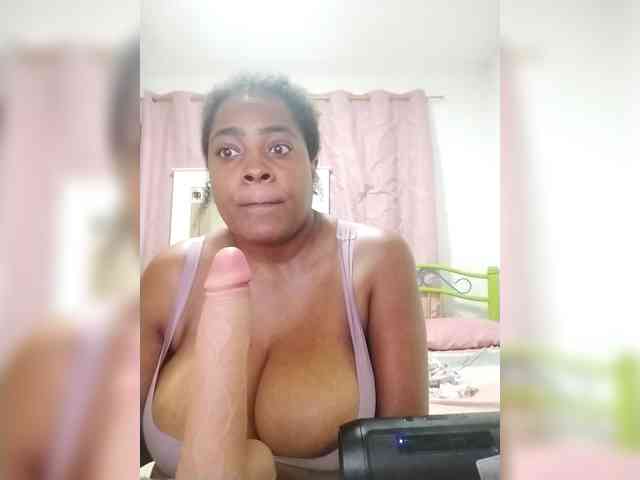 GoddessCarrie webcam