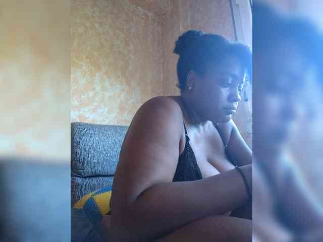 GoddessCarrie webcam