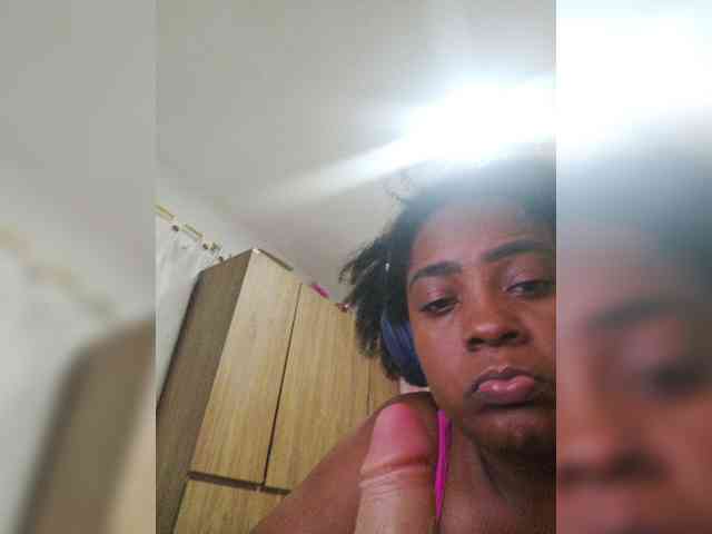 GoddessCarrie webcam