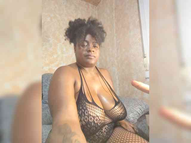GoddessCarrie webcam