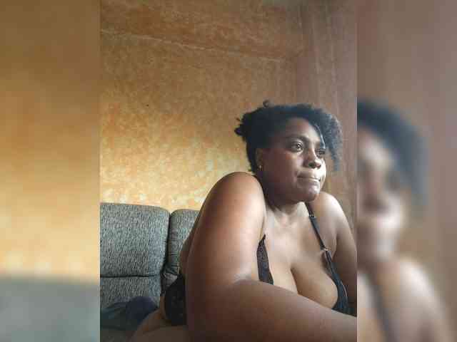 GoddessCarrie webcam