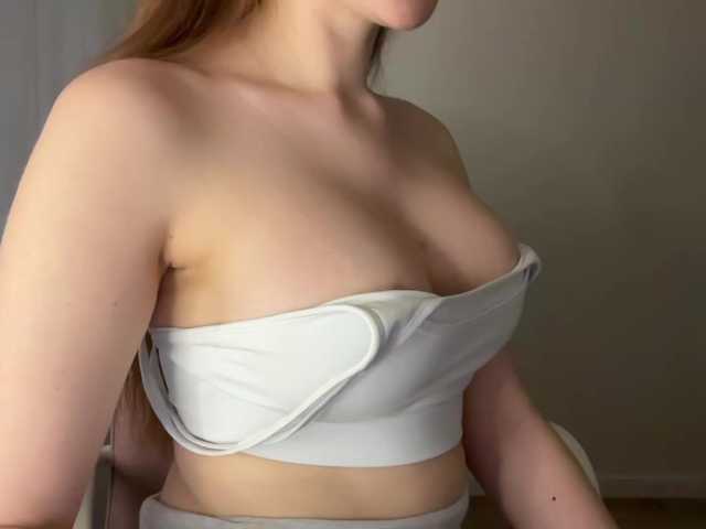 BabeRosiee live cam on BongaCams