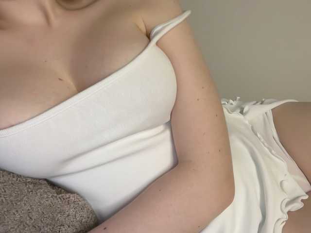 BabeRosiee live cam on BongaCams