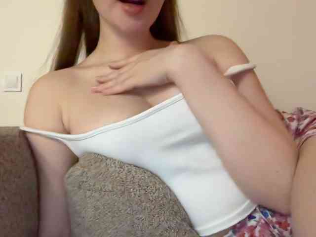 GoddessBratRosa webcam