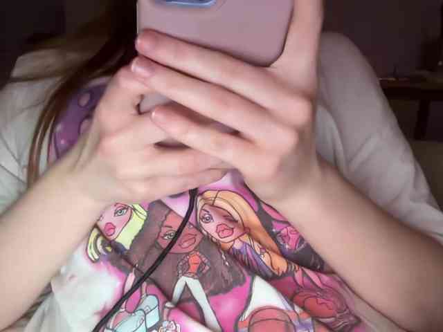 GoddessBratRosa webcam